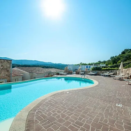 Trilo 6 Apartamento Baja Sardinia