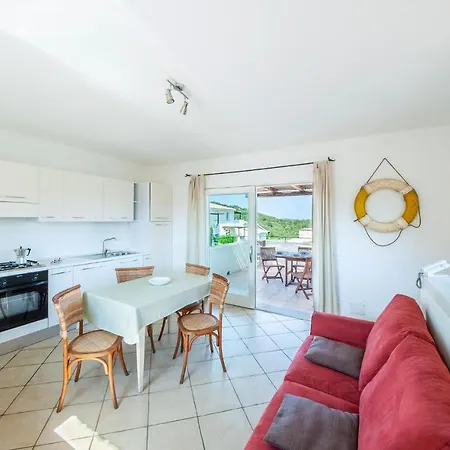 Διαμέρισμα Trilo 6 Baja Sardinia