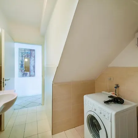 Trilo 6 Baja Sardinia